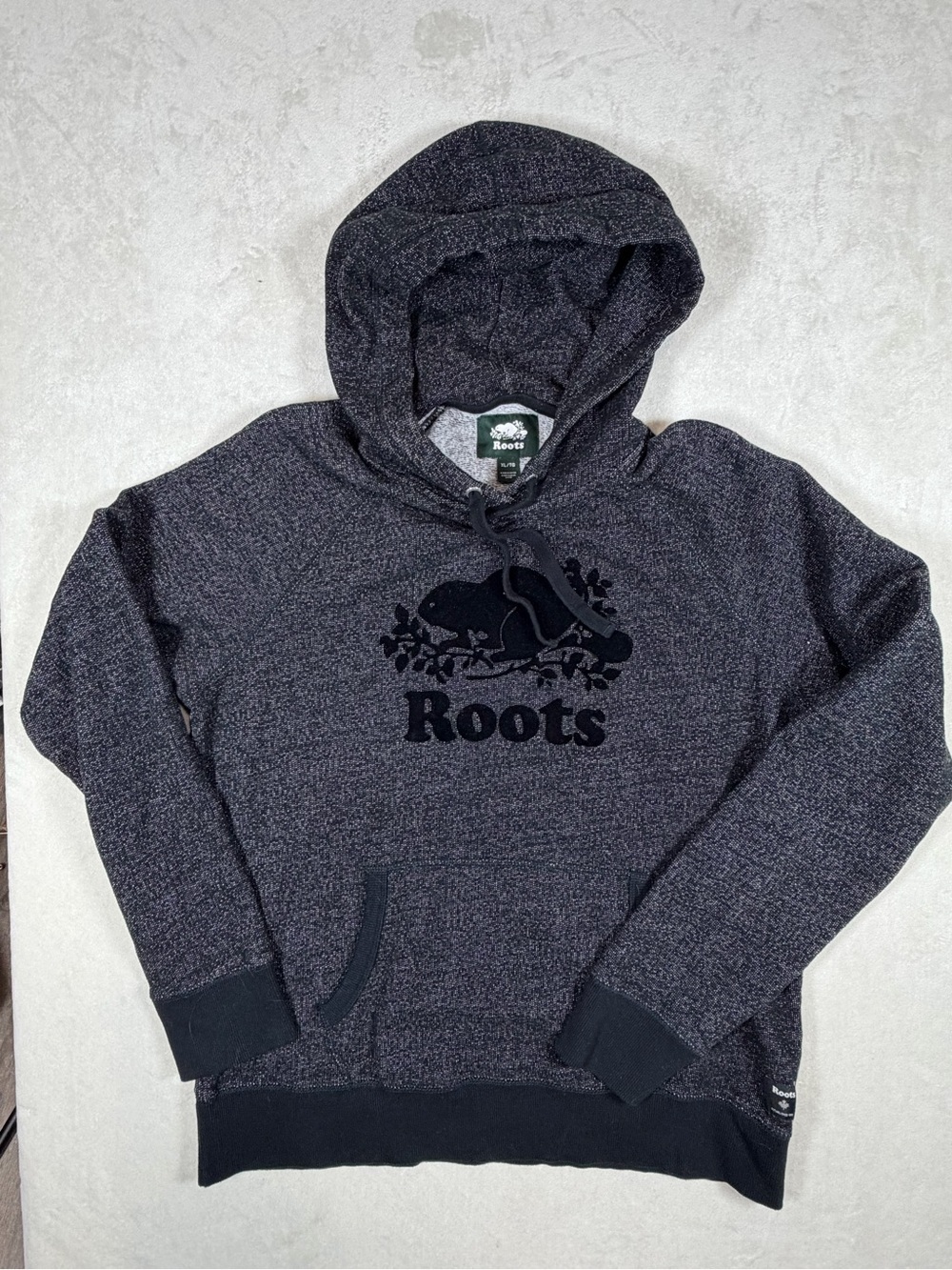 Roots Canada Men's XL Heather Charcoal Gray Hoodie Sweatshirt Embroidered Logo